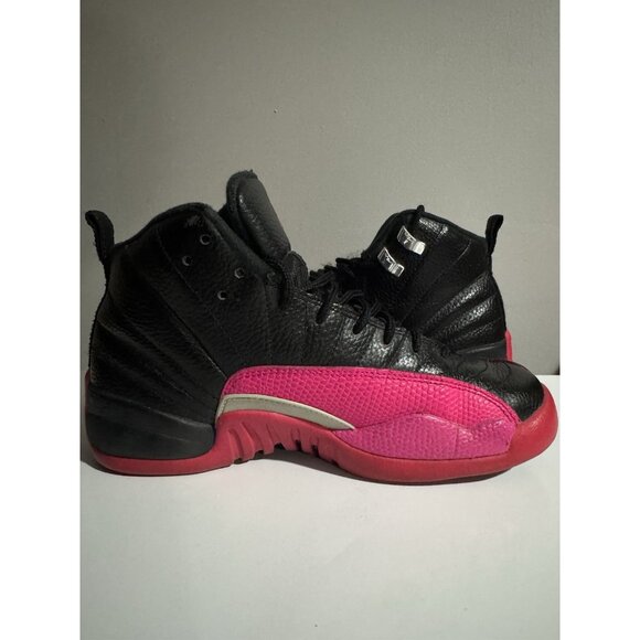 Nike Air Jordan 12 Retro GS Size 6Y Black Deadly Pink 510815-026 Jumpman - Picture 5 of 9